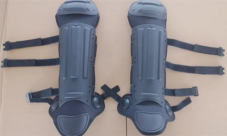 https://site_d704e331-3ad1-43d3-86a5-c84a1453be4f/ht-03-lightweight-leg-shin-guard-of-anti-riot-suit-product/